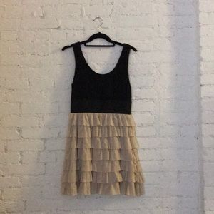 Ballerina like - ruffle dress with elastic waist